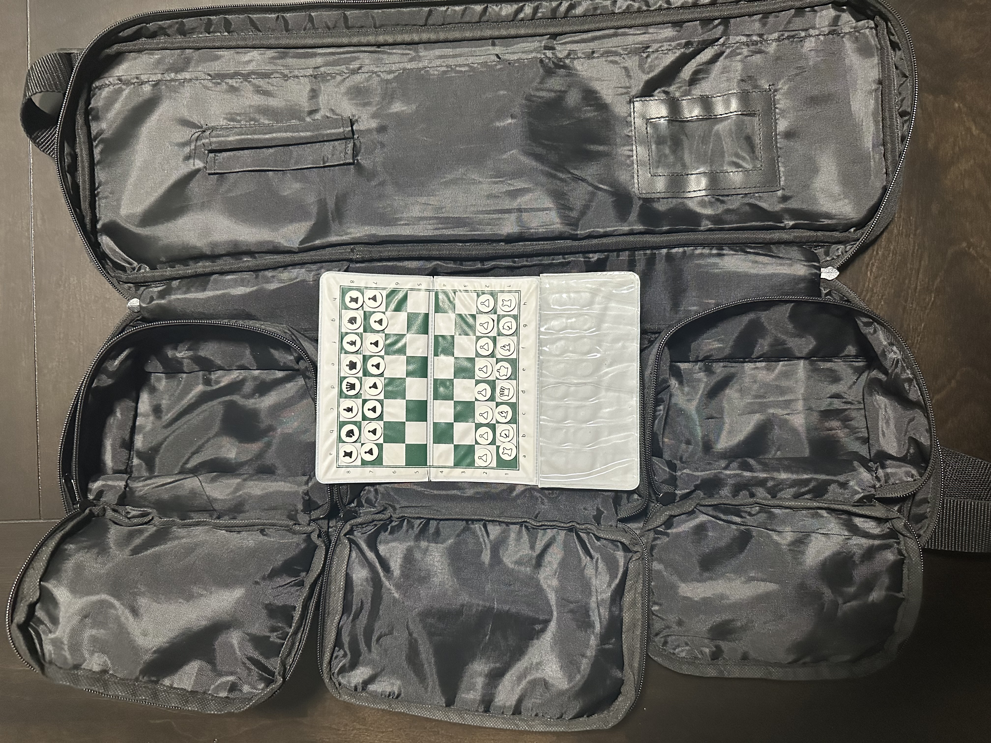 Deluxe Chess Tournament Bag & Checkbook Set